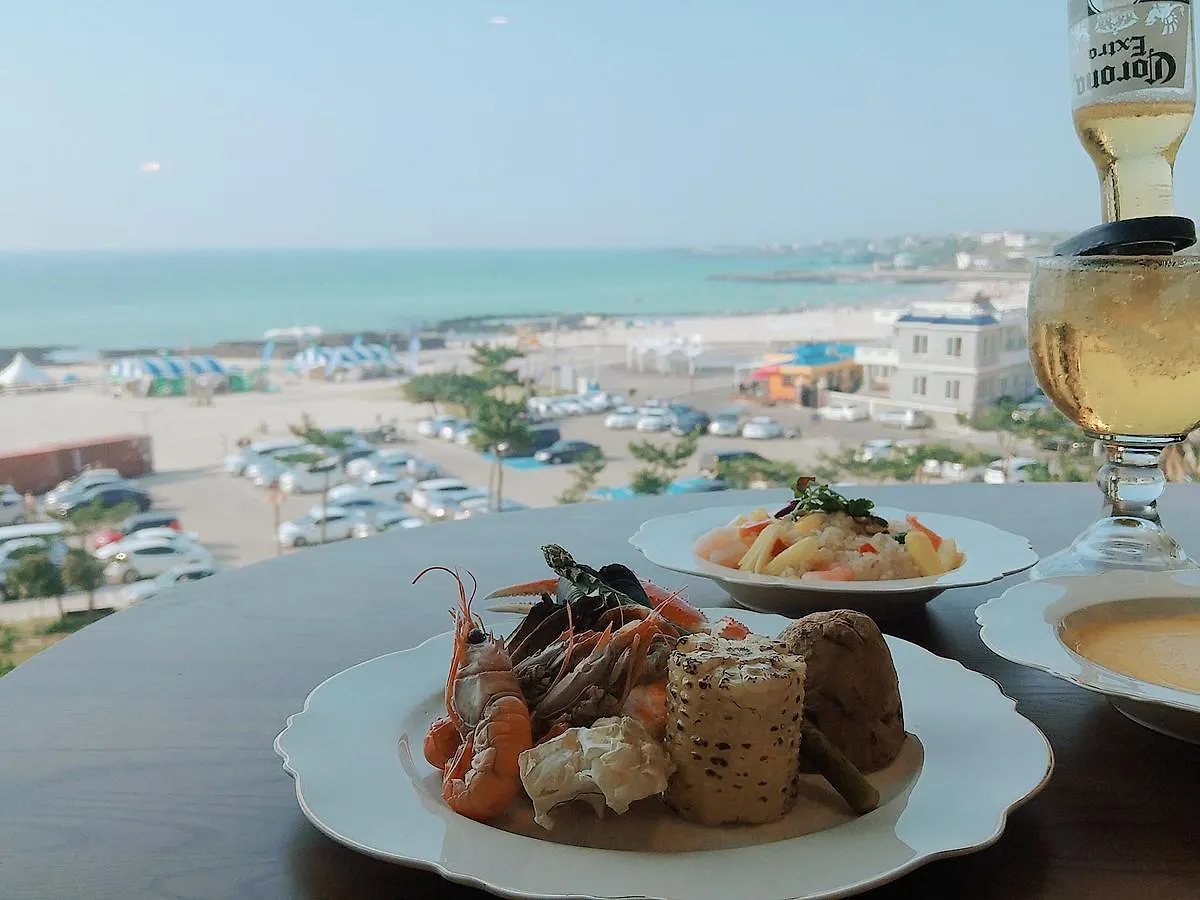 Jeju Marevo Beach Hotel  Haga-ri (Jeju)