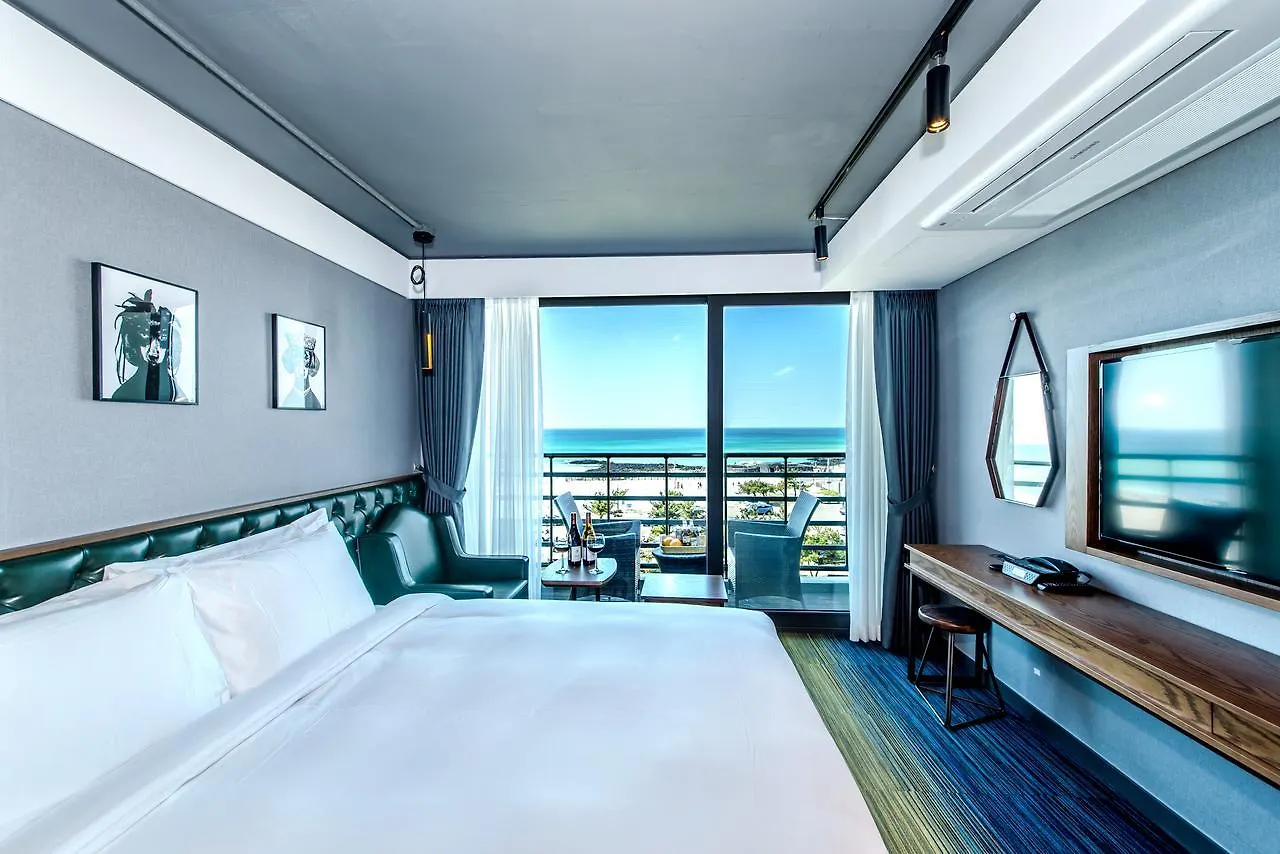 Jeju Marevo Beach Hotel 3*, Haga-ri (Jeju)