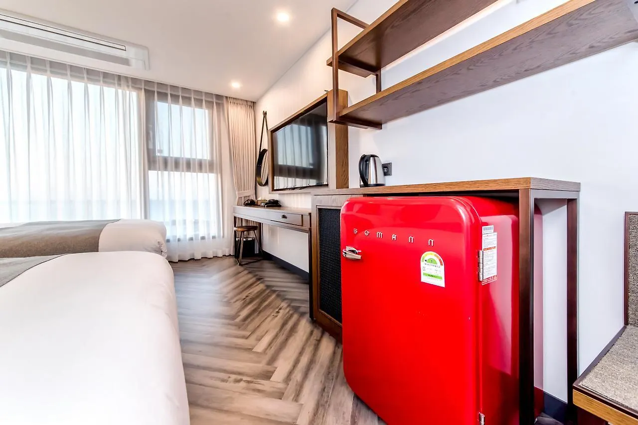 Jeju Marevo Beach Hotel 3*, Haga-ri (Jeju)